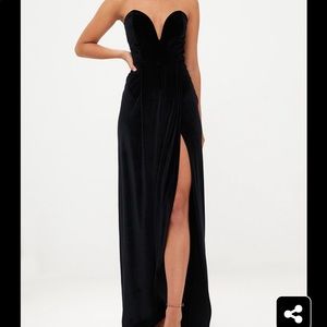 Black long velvet dress w/ high slit